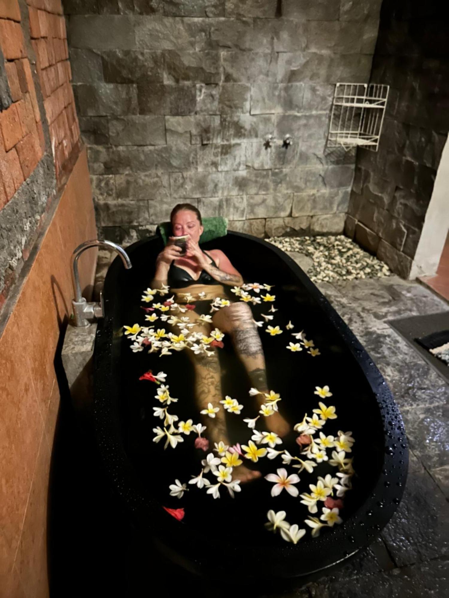 Sanur Diuma Residence Yoga Meditation Retreat And Healing Center מראה חיצוני תמונה