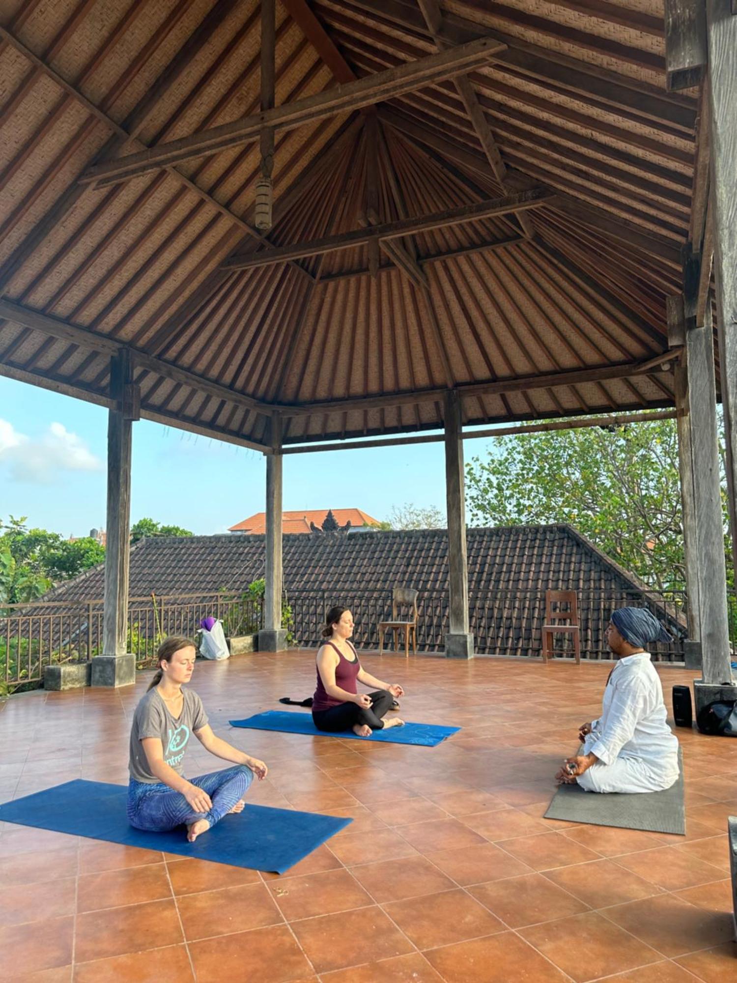 Sanur Diuma Residence Yoga Meditation Retreat And Healing Center מראה חיצוני תמונה